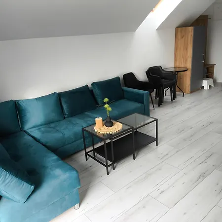 Horyzont Zator Apartment Gieraltowiczki