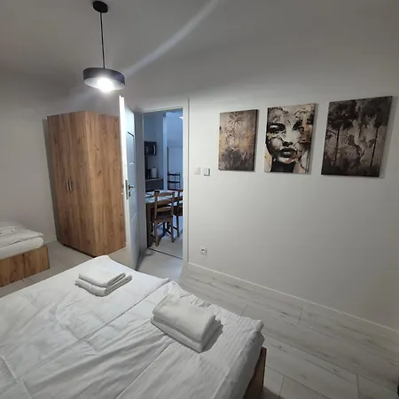 Horyzont Zator Apartment Gieraltowiczki
