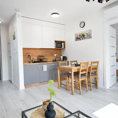 Horyzont Zator Apartman *